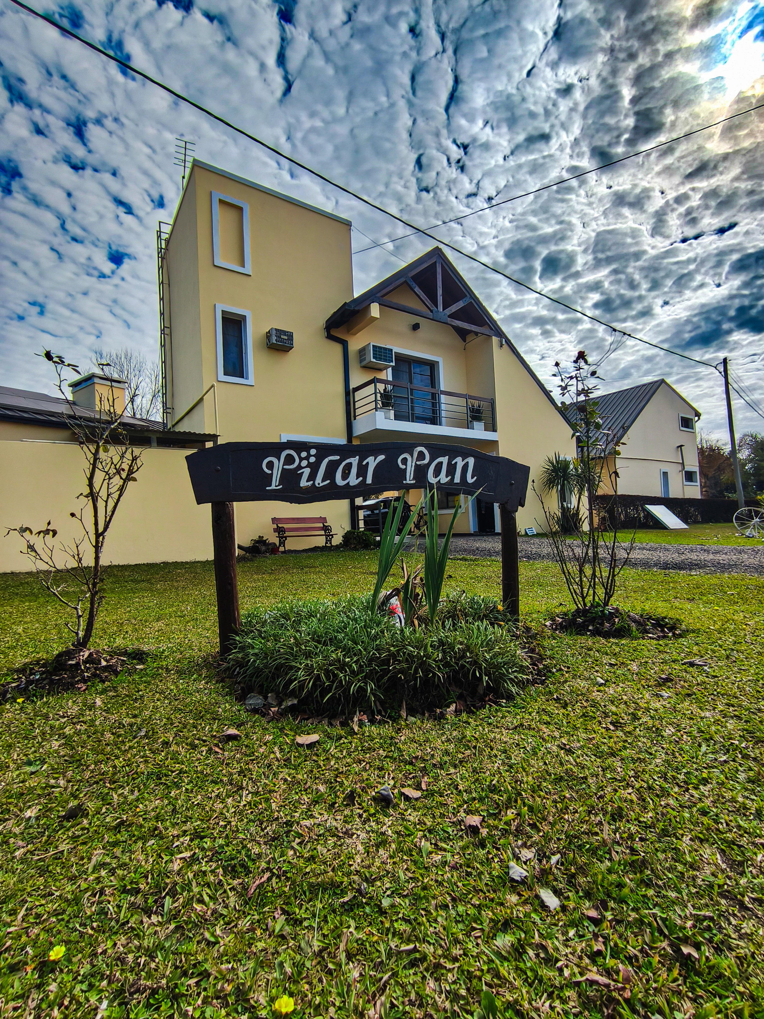 Pilar Pan